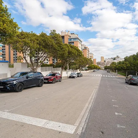 And * Alicante